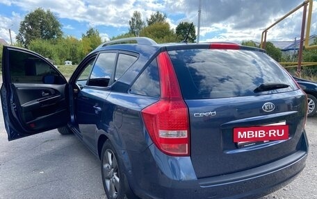 KIA cee'd I рестайлинг, 2010 год, 800 000 рублей, 5 фотография