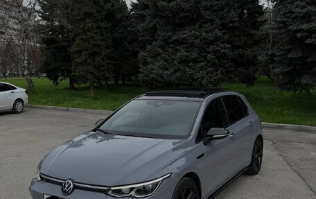 Volkswagen Golf VIII, 2023 год, 2 160 000 рублей, 2 фотография