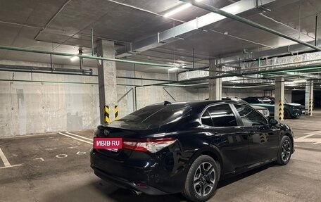Toyota Camry, 2021 год, 3 499 000 рублей, 5 фотография