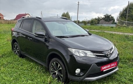 Toyota RAV4, 2015 год, 2 200 000 рублей, 2 фотография