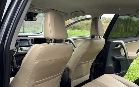 Toyota RAV4, 2015 год, 2 200 000 рублей, 9 фотография