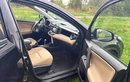 Toyota RAV4, 2015 год, 2 200 000 рублей, 20 фотография