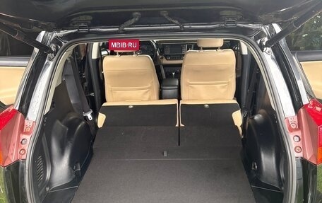 Toyota RAV4, 2015 год, 2 200 000 рублей, 18 фотография