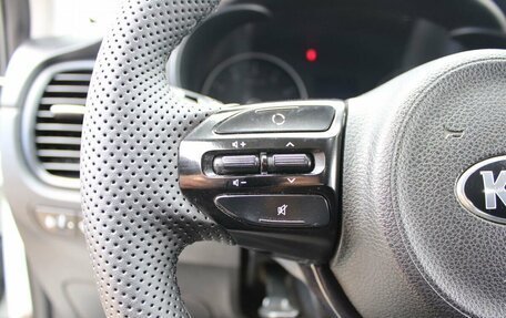 KIA Rio IV, 2018 год, 739 000 рублей, 9 фотография