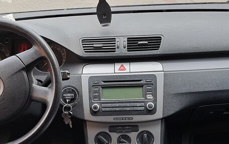 Volkswagen Passat B6, 2005 год, 480 000 рублей, 6 фотография