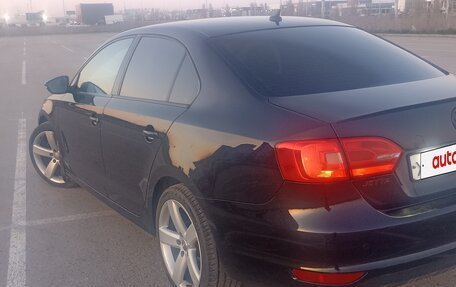 Volkswagen Jetta VI, 2013 год, 660 000 рублей, 4 фотография