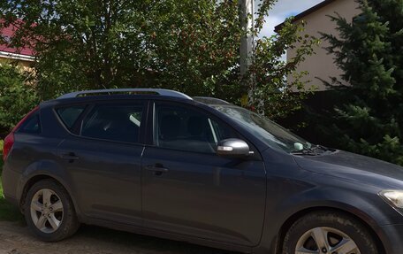 KIA cee'd I рестайлинг, 2011 год, 700 000 рублей, 2 фотография