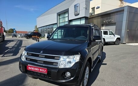 Mitsubishi Pajero IV, 2013 год, 1 930 000 рублей, 1 фотография