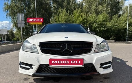 Mercedes-Benz C-Класс, 2012 год, 1 500 000 рублей, 3 фотография