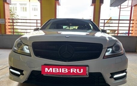 Mercedes-Benz C-Класс, 2012 год, 1 500 000 рублей, 13 фотография