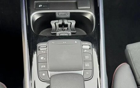 Mercedes-Benz GLB, 2023 год, 3 600 000 рублей, 18 фотография