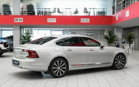 Volvo S90 II рестайлинг, 2020 год, 2 985 000 рублей, 2 фотография