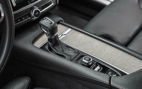 Volvo S90 II рестайлинг, 2020 год, 2 985 000 рублей, 10 фотография