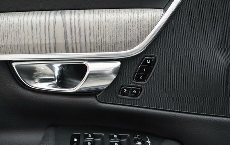 Volvo S90 II рестайлинг, 2020 год, 2 985 000 рублей, 9 фотография