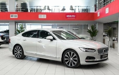 Volvo S90 II рестайлинг, 2020 год, 2 985 000 рублей, 3 фотография