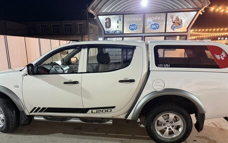 Mitsubishi L200 IV рестайлинг, 2011 год, 1 180 000 рублей, 2 фотография