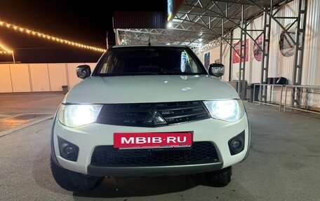 Mitsubishi L200 IV рестайлинг, 2011 год, 1 180 000 рублей, 8 фотография