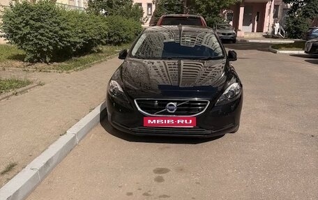 Volvo V40 II рестайлинг, 2015 год, 1 130 000 рублей, 5 фотография