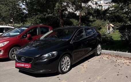 Volvo V40 II рестайлинг, 2015 год, 1 130 000 рублей, 6 фотография