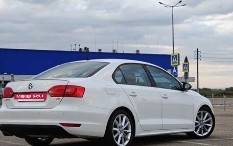 Volkswagen Jetta VI, 2014 год, 1 100 000 рублей, 4 фотография