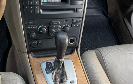 Volvo XC90 II рестайлинг, 2005 год, 700 000 рублей, 24 фотография