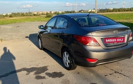 Hyundai Solaris II рестайлинг, 2012 год, 675 000 рублей, 4 фотография