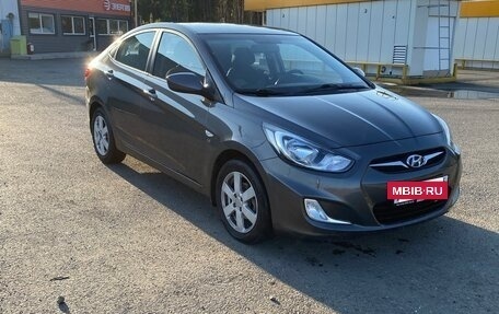 Hyundai Solaris II рестайлинг, 2012 год, 675 000 рублей, 2 фотография