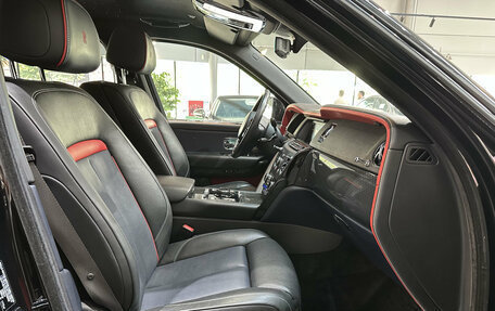 Rolls-Royce Cullinan, 2021 год, 35 890 000 рублей, 11 фотография