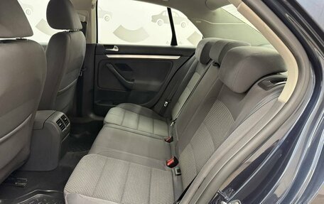 Volkswagen Jetta VI, 2009 год, 710 000 рублей, 11 фотография