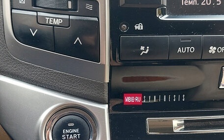 Toyota Land Cruiser 200, 2013 год, 3 800 000 рублей, 24 фотография