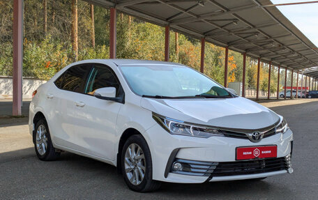 Toyota Corolla, 2017 год, 1 365 000 рублей, 2 фотография