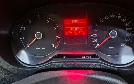 Volkswagen Polo VI (EU Market), 2014 год, 400 000 рублей, 11 фотография