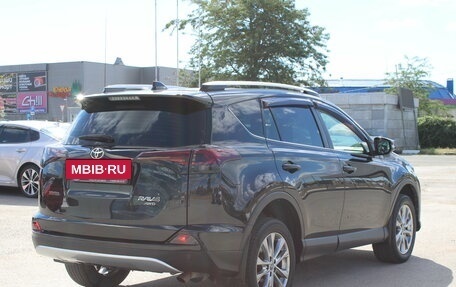 Toyota RAV4, 2016 год, 1 799 000 рублей, 5 фотография