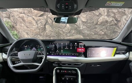 Audi Q5, 2025 год, 7 588 000 рублей, 26 фотография