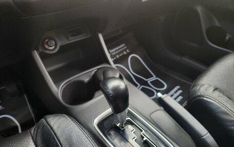 Mitsubishi Outlander III рестайлинг 3, 2014 год, 1 349 000 рублей, 10 фотография