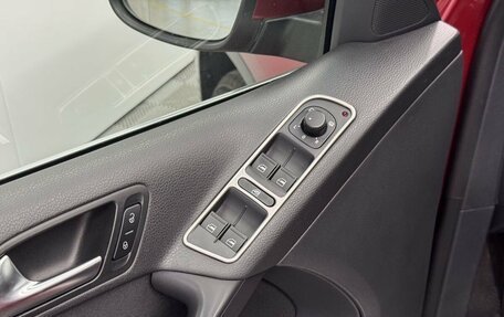 Volkswagen Tiguan I, 2012 год, 920 000 рублей, 15 фотография