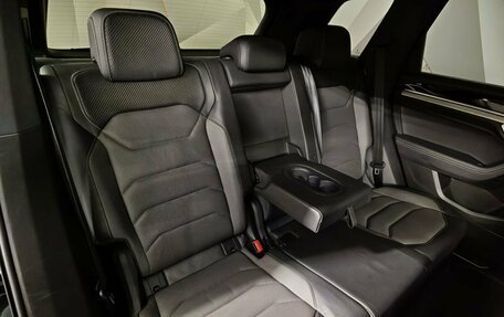 Volkswagen Touareg III, 2018 год, 4 554 000 рублей, 17 фотография