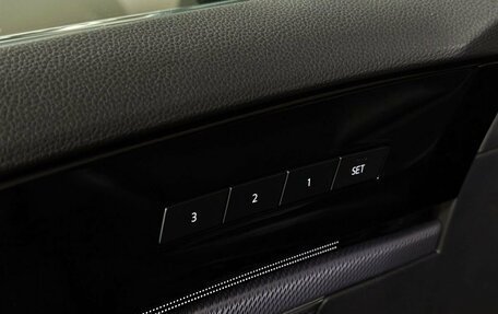 Volkswagen Touareg III, 2018 год, 4 554 000 рублей, 21 фотография