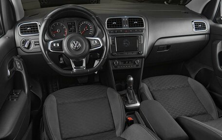 Volkswagen Polo VI (EU Market), 2019 год, 1 099 000 рублей, 7 фотография