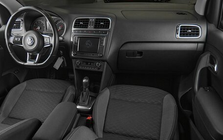 Volkswagen Polo VI (EU Market), 2019 год, 1 099 000 рублей, 9 фотография