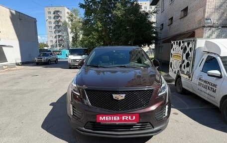 Cadillac XT5 I рестайлинг, 2020 год, 3 100 000 рублей, 2 фотография