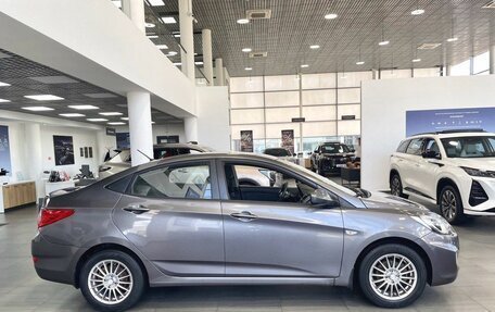 Hyundai Solaris II рестайлинг, 2011 год, 879 900 рублей, 7 фотография