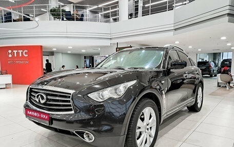 Infiniti QX70, 2014 год, 2 250 000 рублей, 1 фотография