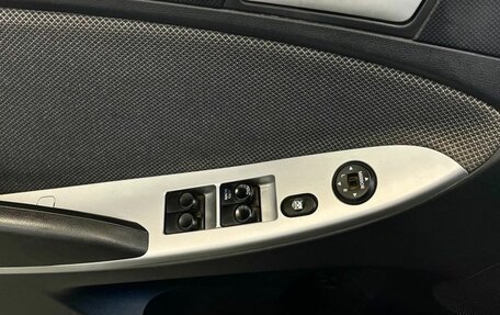 Hyundai Solaris II рестайлинг, 2011 год, 879 900 рублей, 10 фотография