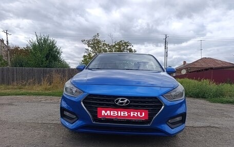 Hyundai Solaris II рестайлинг, 2018 год, 1 245 000 рублей, 2 фотография