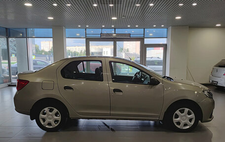 Renault Logan II, 2015 год, 620 000 рублей, 4 фотография