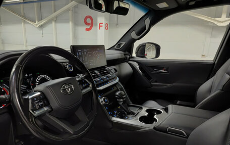 Toyota Land Cruiser, 2021 год, 7 700 000 рублей, 16 фотография