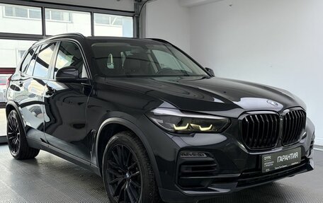 BMW X5, 2019 год, 5 499 000 рублей, 3 фотография