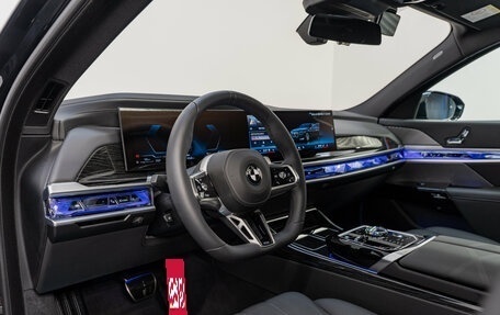BMW 7 серия, 2025 год, 15 390 000 рублей, 12 фотография