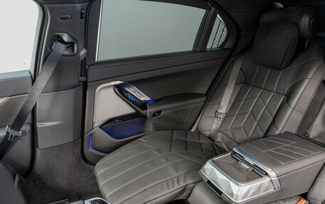 BMW 7 серия, 2025 год, 15 390 000 рублей, 19 фотография